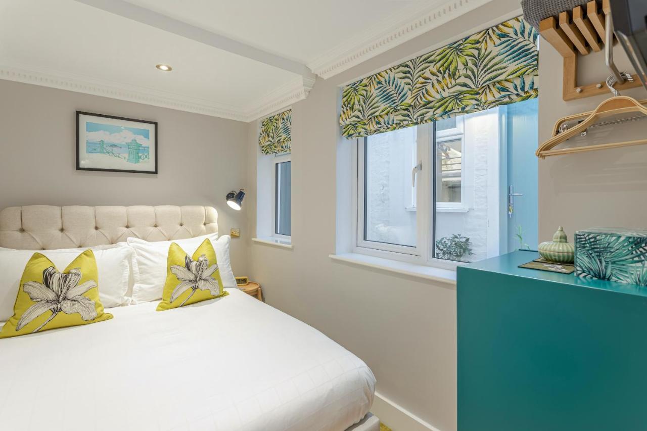 Beaches Brighton - Luxury Seafront Accommodation מראה חיצוני תמונה